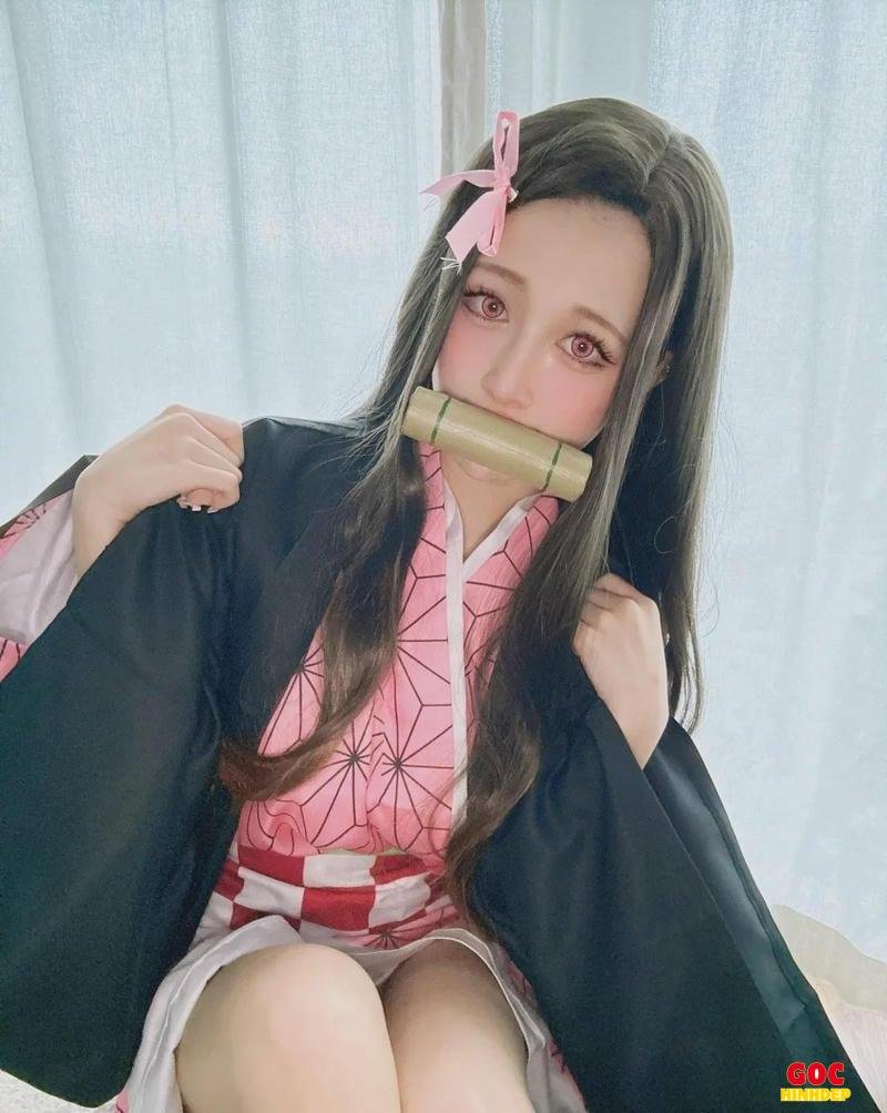 anh cosplay deamon slayer