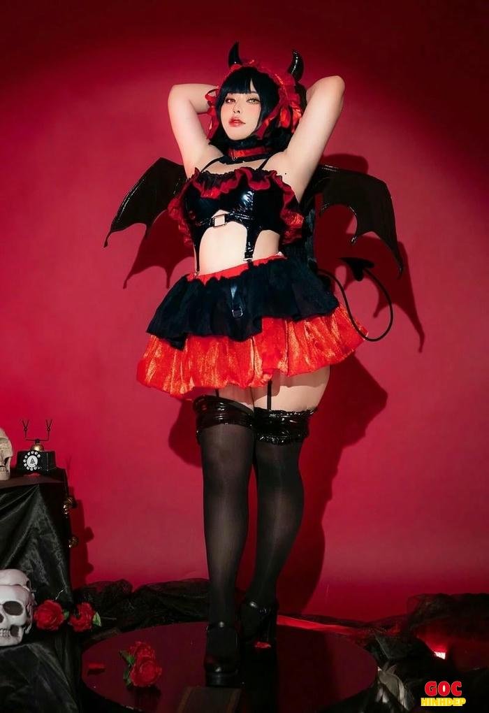 ảnh cosplay kurumi đào tròn