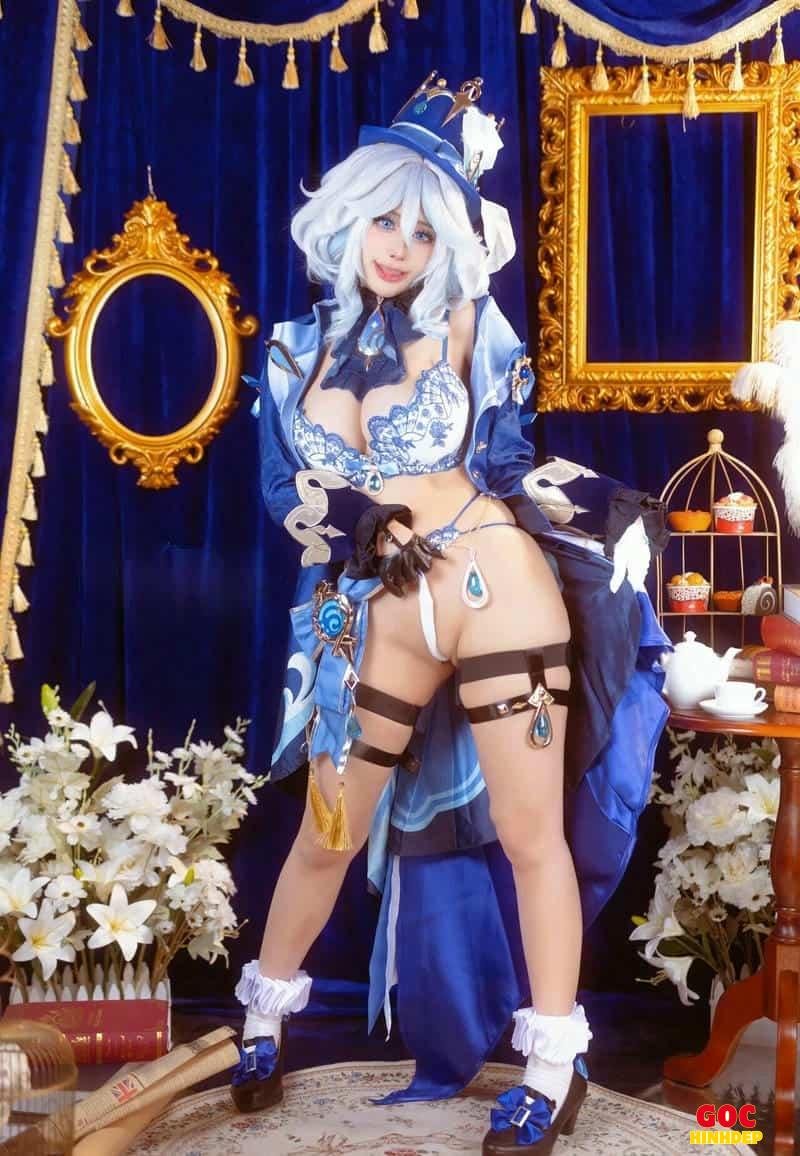 ảnh furina cosplay sexy