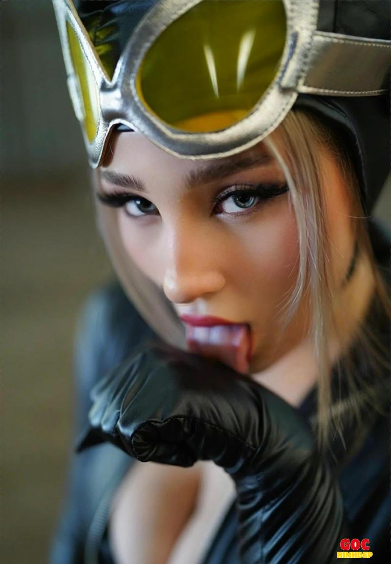 cosplay anime nữ dân