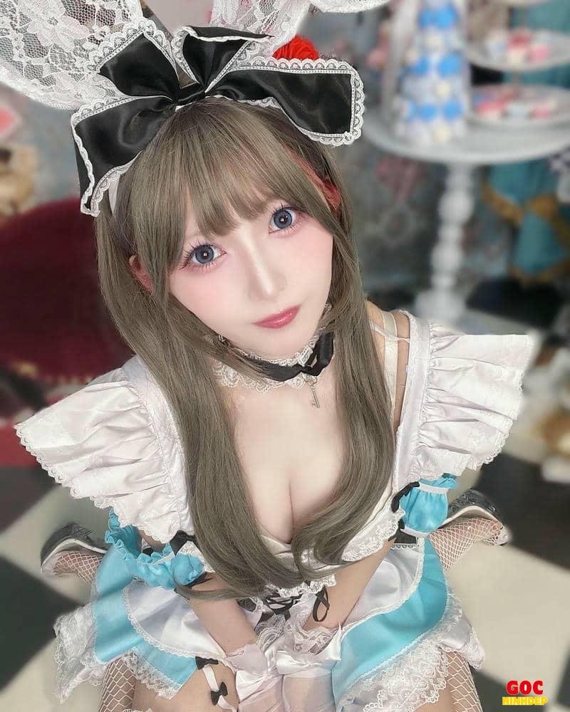 cosplay hầu gái gợi đòn