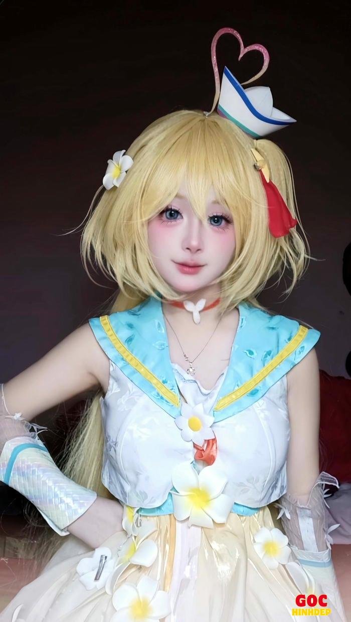 cosplay liên quân tóc vàng