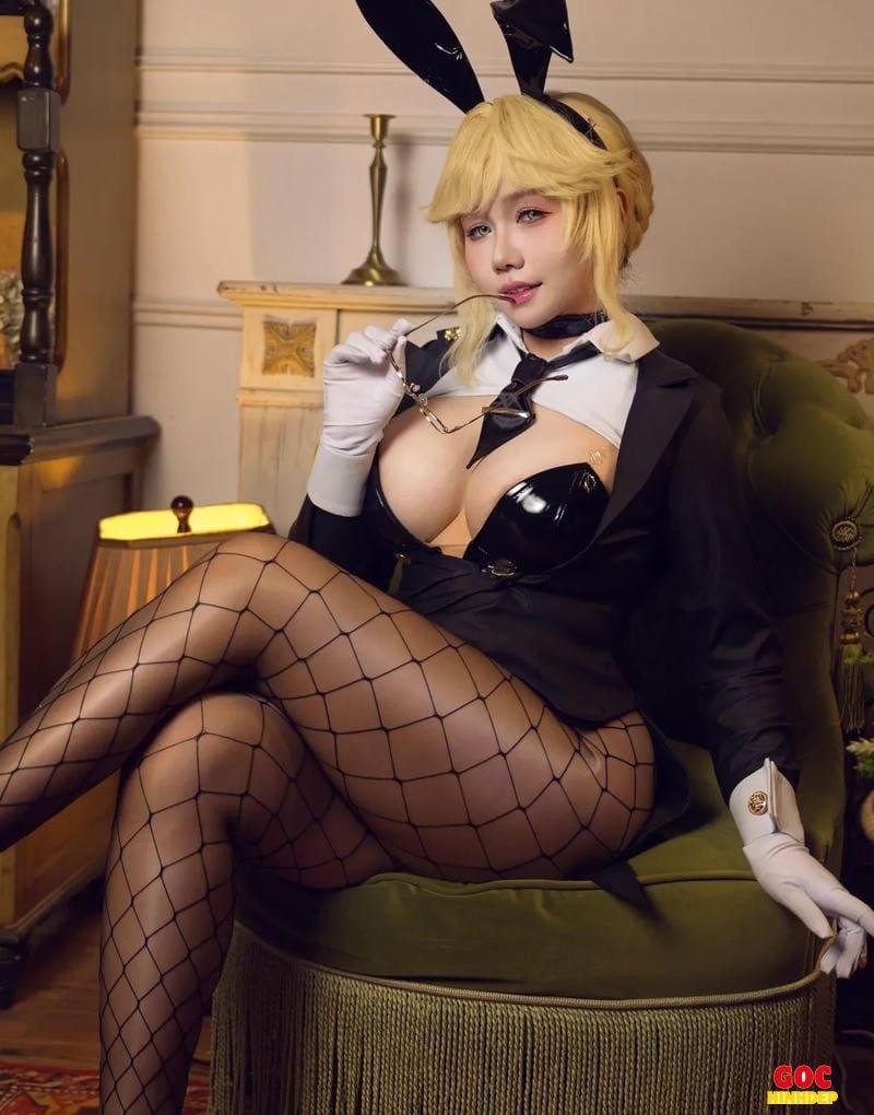 cosplay maid thỏ