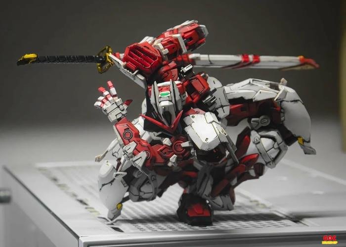 mô hình gundam hoàn thiện